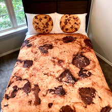 Load image into Gallery viewer, Chocolate Chip Cookie 5 PC Kids Full Bed Set With Round Comforter