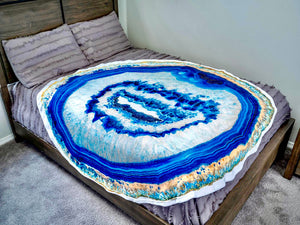 Blue Geode Traditional Round Blanket